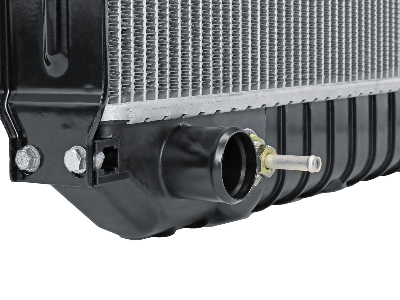 aFe BladeRunner OER Series Radiator 97-06 Jeep Wrangler (TJ)  L6-4.0L 46-53101 46-53101 Photo - Close Up