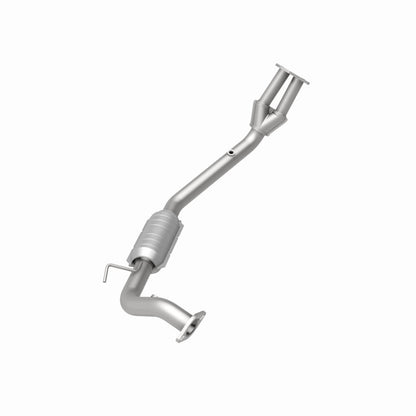 MagnaFlow Isuzu HM Grade Federal / EPA Compliant Direct-Fit Catalytic Converter 24040 360 Degree Image Set
