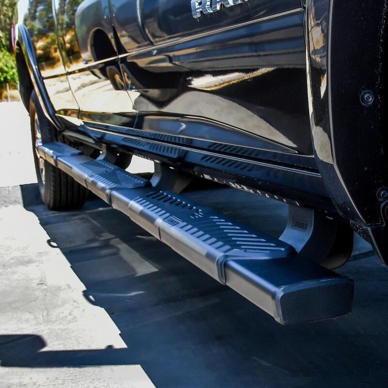 Westin 19-22 RAM 2500/3500 CC 8ft Bed Excl. Dually R5 M-Series W2W Nerf Step Bars - Blk 28-534345 28-534345 Photo - Mounted