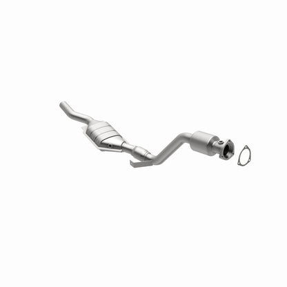 MagnaFlow OEM Grade Federal / EPA Compliant Direct-Fit Catalytic Converter 51964 360 Degree Image Set