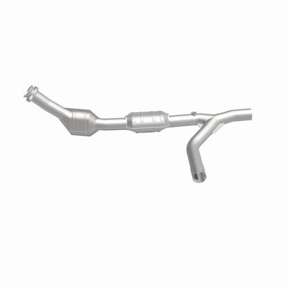 MagnaFlow Ford HM Grade Federal / EPA Compliant Direct-Fit Catalytic Converter 93322 360 Degree Image Set