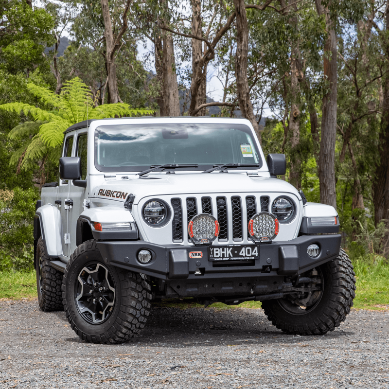 ARB 18-21 Jeep Wrangler JL / 20-21 Jeep Gladiator JT Front Winch Bumper 3950240 3950240 Photo - Mounted