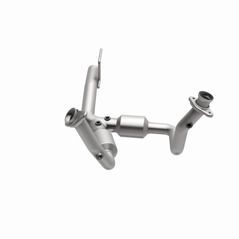 MagnaFlow Jeep Grand Cherokee California Grade CARB Compliant Direct-Fit Catalytic Converter 447191 360 Degree Image Set