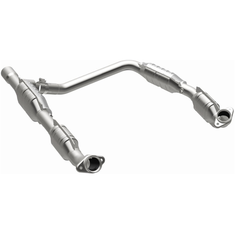 MagnaFlow Ford HM Grade Federal / EPA Compliant Direct-Fit Catalytic Converter 93167 Photo - out of package