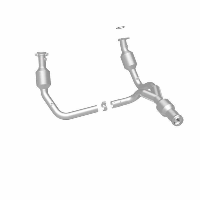 MagnaFlow OEM Grade Federal / EPA Compliant Direct-Fit Catalytic Converter 52617 360 Degree Image Set