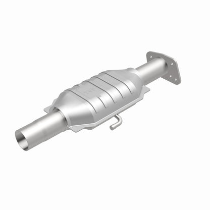 MagnaFlow California Grade CARB Compliant Direct-Fit Catalytic Converter 3391456 360 Degree Image Set