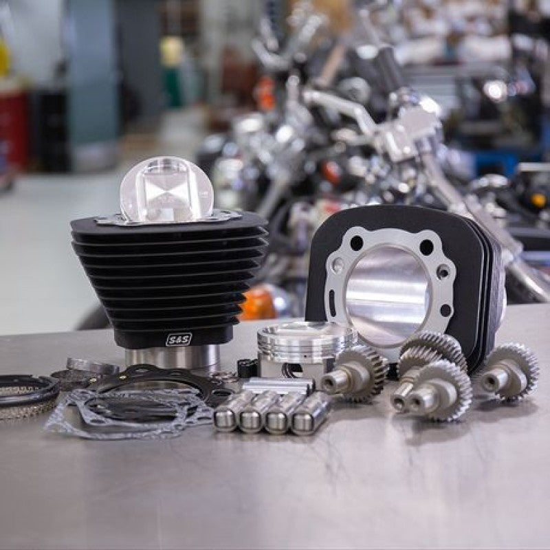 S&S Cycle 00-21 Sportster Models 1200cc to 1250cc Hooligan Kit - Wrinkle Black 910-0701 910-0701 Photo - Primary