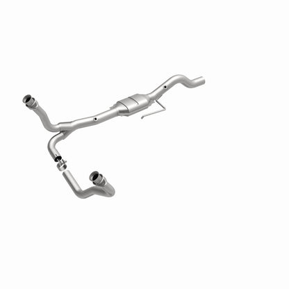 MagnaFlow Dodge Durango OEM Grade Federal / EPA Compliant Direct-Fit Catalytic Converter 49472 360 Degree Image Set
