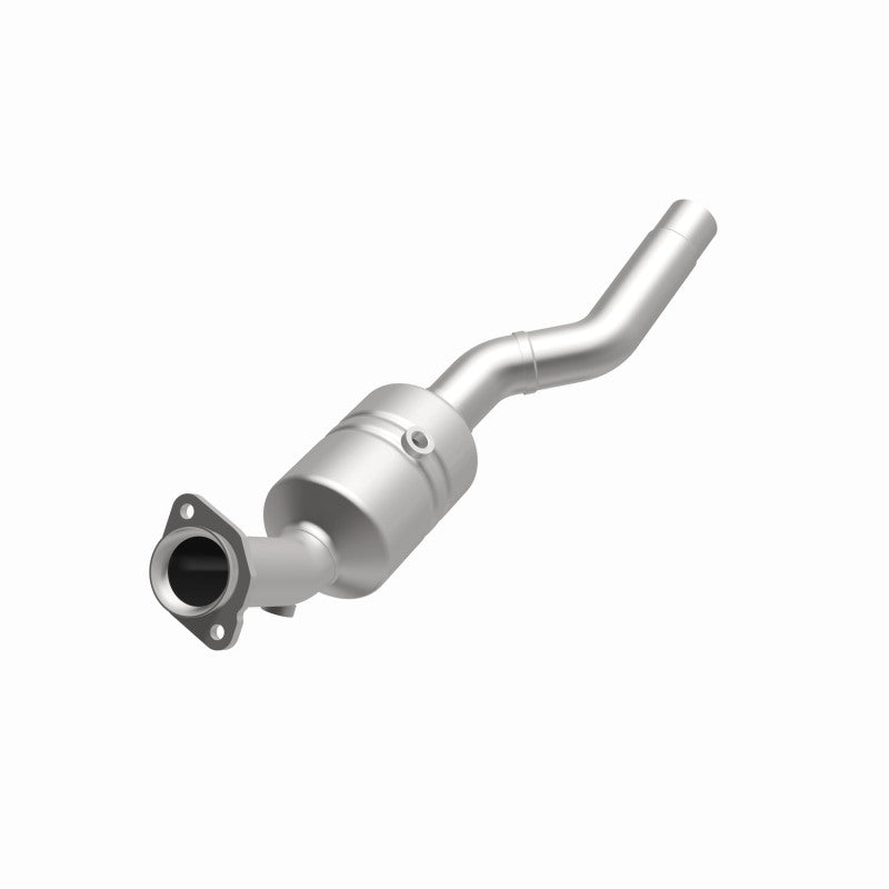 MagnaFlow Jaguar California Grade CARB Compliant Direct-Fit Catalytic Converter 5461948 360 Degree Image Set