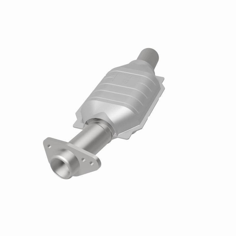 MagnaFlow California Grade CARB Compliant Direct-Fit Catalytic Converter 3322418 360 Degree Image Set