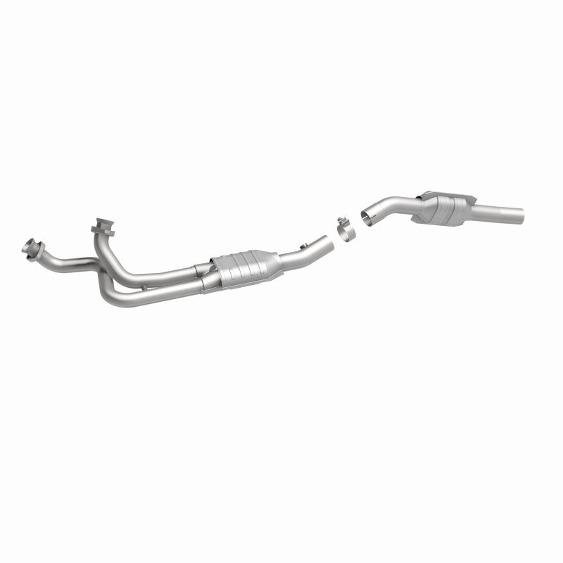 MagnaFlow Ford HM Grade Federal / EPA Compliant Direct-Fit Catalytic Converter 93381 360 Degree Image Set