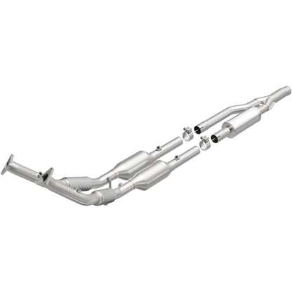 MagnaFlow HM Grade Federal / EPA Compliant Direct-Fit Catalytic Converter 24587 Photo - Primary