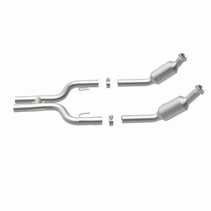 MagnaFlow Ford Mustang OEM Grade Federal / EPA Compliant Direct-Fit Catalytic Converter 49001 360 Degree Image Set