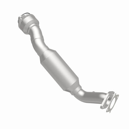 Magnaflow 09-11 Lucerne V6 3.9L OEM Underbody Direct Fit Catalytic Converter 52463 52463 360 Degree Image Set