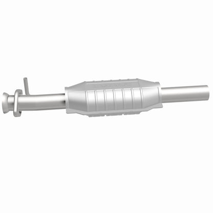 MagnaFlow Standard Grade Federal / EPA Compliant Direct-Fit Catalytic Converter 23348 360 Degree Image Set
