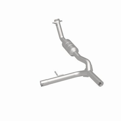 MagnaFlow Ford F-150 HM Grade Federal / EPA Compliant Direct-Fit Catalytic Converter 93124 360 Degree Image Set