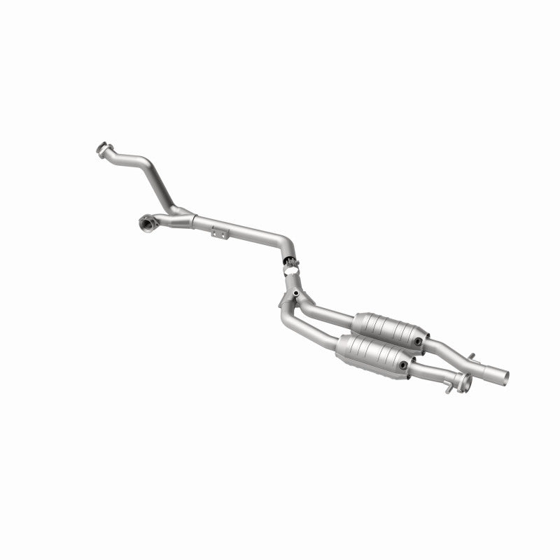 MagnaFlow Mercedes-Benz Standard Grade Federal / EPA Compliant Direct-Fit Catalytic Converter 23573 360 Degree Image Set