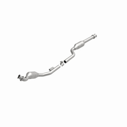 MagnaFlow Mercedes-Benz E320 California Grade CARB Compliant Direct-Fit Catalytic Converter 454028 360 Degree Image Set