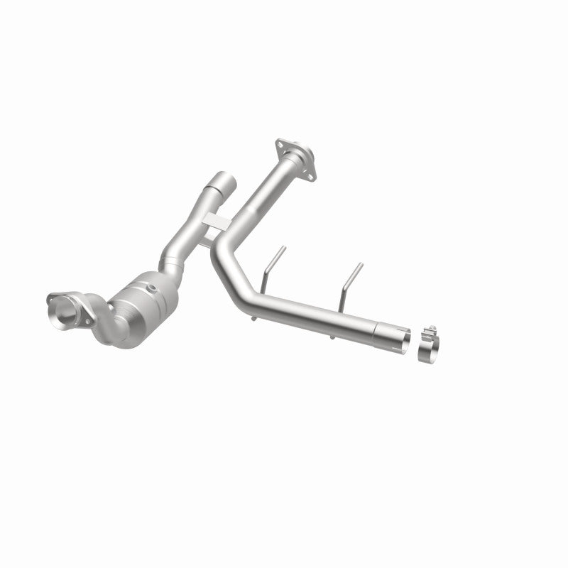 MagnaFlow Ford F-150 OEM Grade Federal / EPA Compliant Direct-Fit Catalytic Converter 52592 360 Degree Image Set