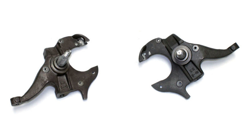 MaxTrac 82-04 Chevrolet S10 2WD 2in Front Lowering Spindles 100120 100120 Photo - Primary