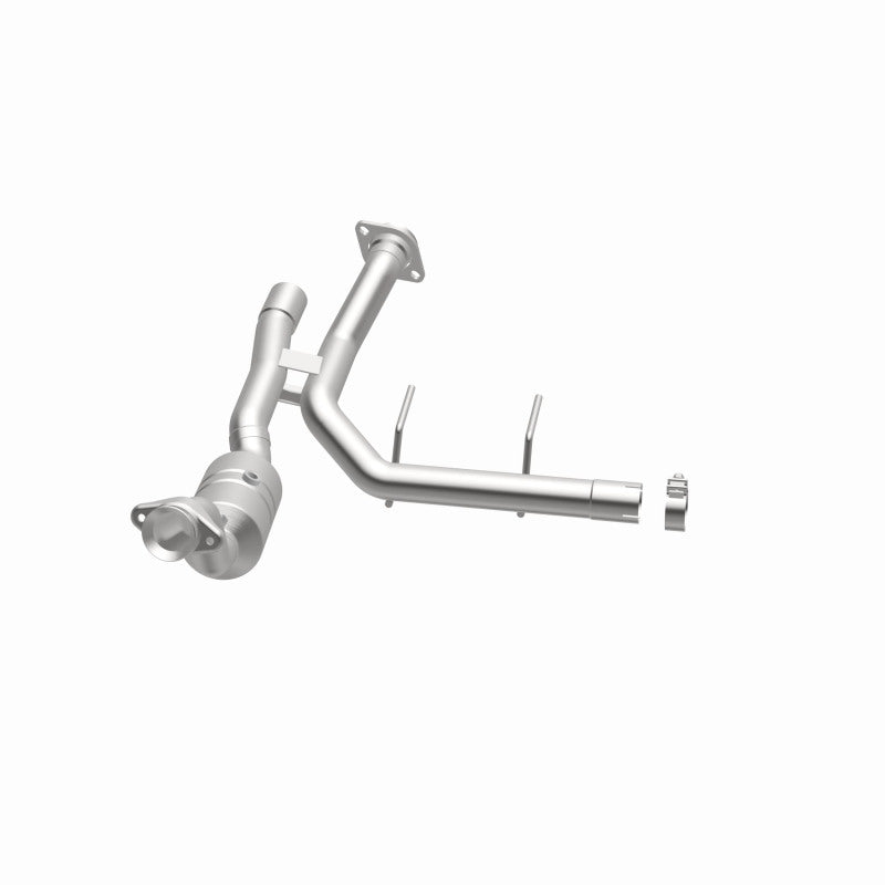 MagnaFlow Ford F-150 OEM Grade Federal / EPA Compliant Direct-Fit Catalytic Converter 52592 360 Degree Image Set