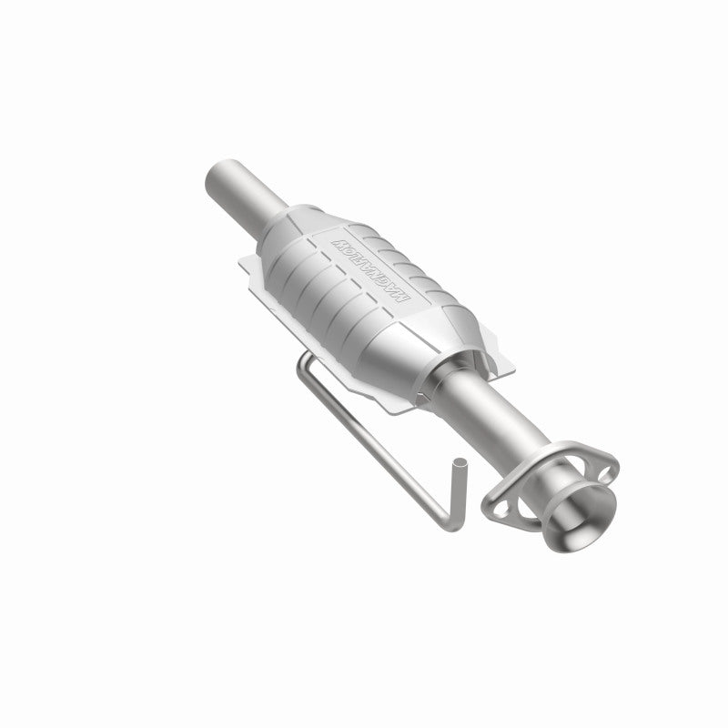 MagnaFlow Standard Grade Federal / EPA Compliant Direct-Fit Catalytic Converter 23348 360 Degree Image Set