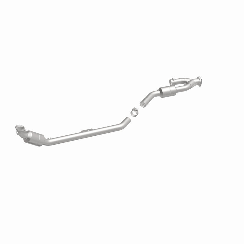MagnaFlow Mercedes-Benz CLK320 California Grade CARB Compliant Direct-Fit Catalytic Converter 5411582 360 Degree Image Set