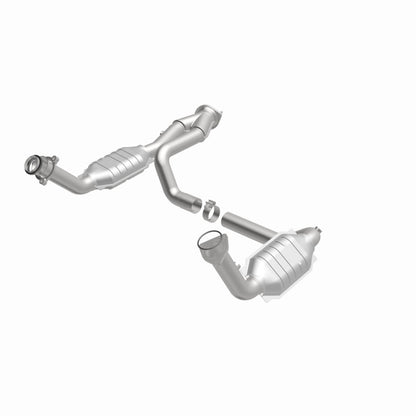 MagnaFlow OEM Grade Federal / EPA Compliant Direct-Fit Catalytic Converter 51097 360 Degree Image Set