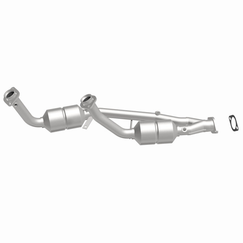 MagnaFlow Ford Windstar HM Grade Federal / EPA Compliant Direct-Fit Catalytic Converter 23382 360 Degree Image Set