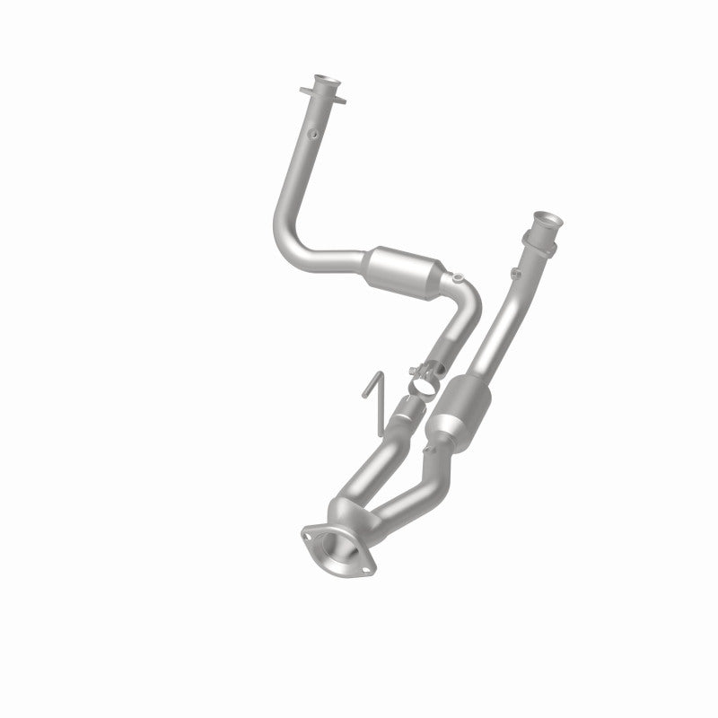 MagnaFlow Jeep HM Grade Federal / EPA Compliant Direct-Fit Catalytic Converter 24473 360 Degree Image Set