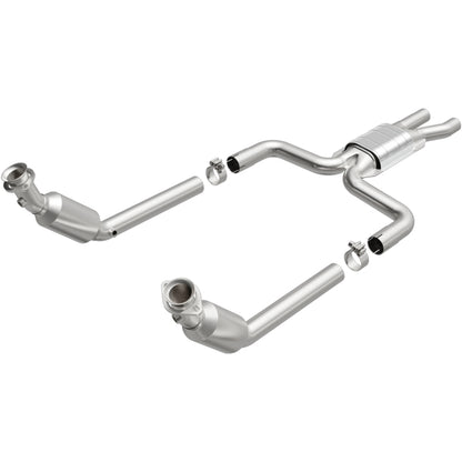 MagnaFlow California Grade CARB Compliant Direct-Fit Catalytic Converter 4561082 Photo - Primary