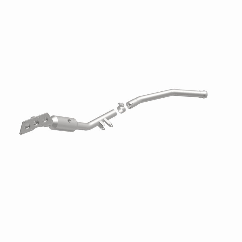 MagnaFlow Mercedes-Benz OEM Grade Federal / EPA Compliant Manifold Catalytic Converter 22-067 360 Degree Image Set