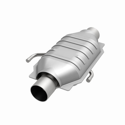 MagnaFlow Standard Grade Federal / EPA Compliant Universal Catalytic Converter 93526 360 Degree Image Set