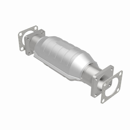 MagnaFlow Standard Grade Federal / EPA Compliant Direct-Fit Catalytic Converter 23651 360 Degree Image Set