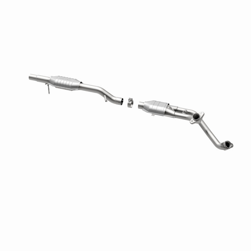 MagnaFlow Ford California Grade CARB Compliant Direct-Fit Catalytic Converter 334302 360 Degree Image Set