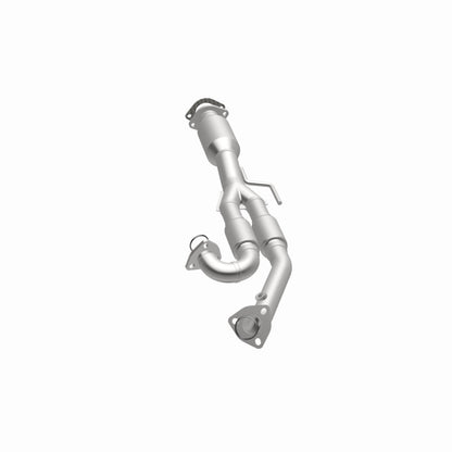MagnaFlow Nissan OEM Grade Federal / EPA Compliant Direct-Fit Catalytic Converter 49710 360 Degree Image Set