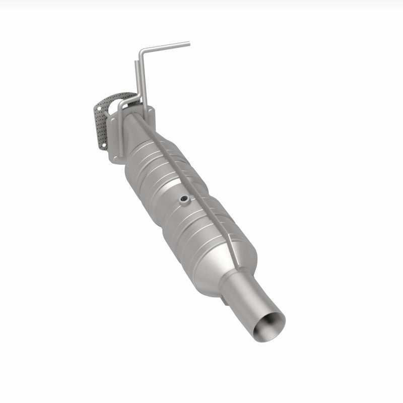 Magnaflow 09-19 Ford F53 V10 6.8L Underbody 6.8L Direct Fit Catalytic Converter 280435 280435 360 Degree Image Set