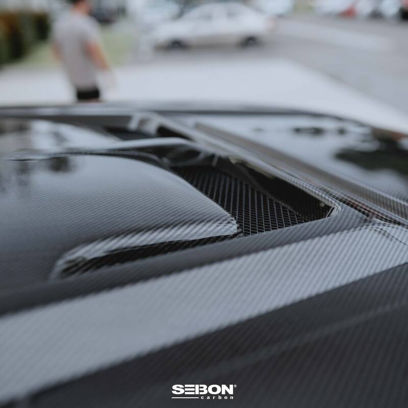 Seibon 22-24 Toyota Tundra / 23-24 Toyota Sequoia RR-Style Carbon Fiber Hood HD23TYTU-RR HD23TYTU-RR User 1