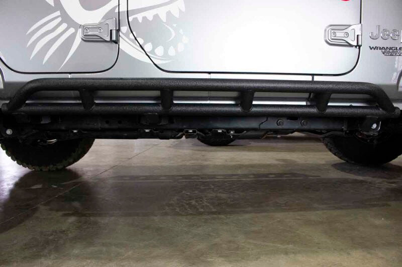 Fishbone Offroad 2018+ Jeep Wrangler JL 4 Door Rocker Guards FB21096 FB21096 Photo - lifestyle view