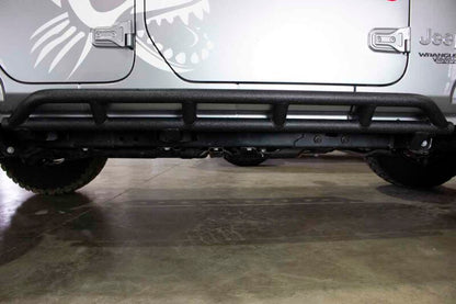 Fishbone Offroad 2018+ Jeep Wrangler JL 4 Door Rocker Guards FB21096 FB21096 Photo - lifestyle view