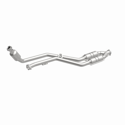 MagnaFlow Mercedes-Benz HM Grade Federal / EPA Compliant Direct-Fit Catalytic Converter 24044 360 Degree Image Set