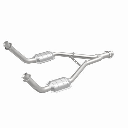 MagnaFlow Ford Mustang Standard Grade Federal / EPA Compliant Direct-Fit Catalytic Converter 23340 360 Degree Image Set
