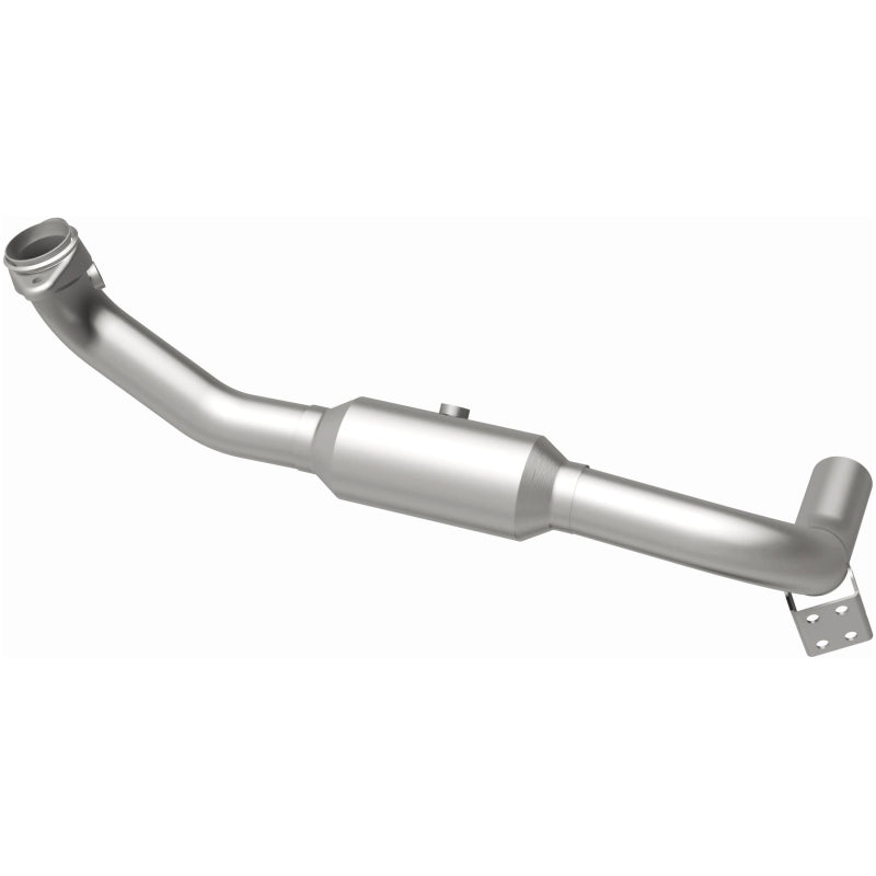 Magnaflow 05-06 Lincoln Navigator 5.4L Direct Fit Catalytic Converter - Passenger Side 4651507 4651507 Photo - out of package