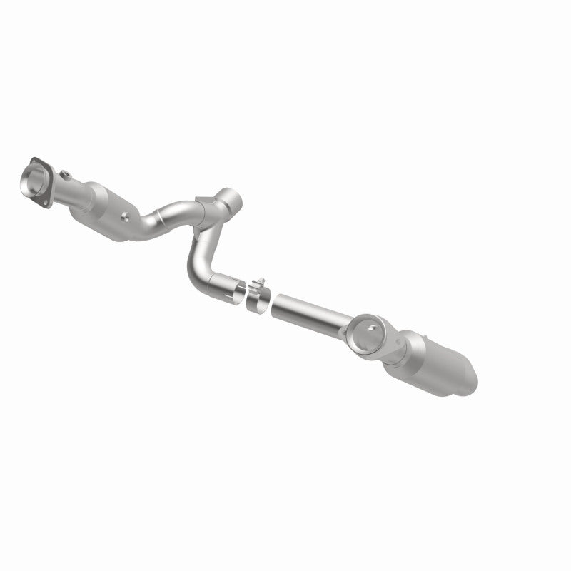 MagnaFlow California Grade CARB Compliant Direct-Fit Catalytic Converter 5551665 360 Degree Image Set