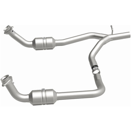 MagnaFlow Ford OEM Grade Federal / EPA Compliant Direct-Fit Catalytic Converter 52153 Photo - out of package