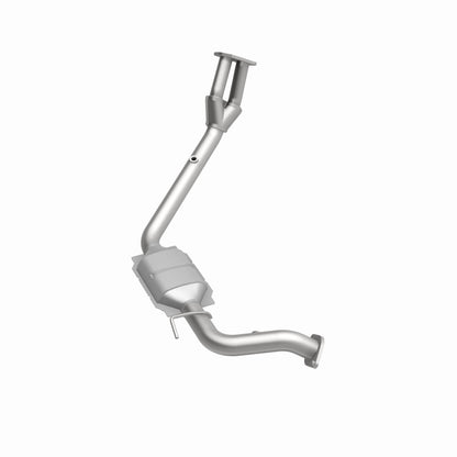 MagnaFlow Isuzu HM Grade Federal / EPA Compliant Direct-Fit Catalytic Converter 23636 360 Degree Image Set