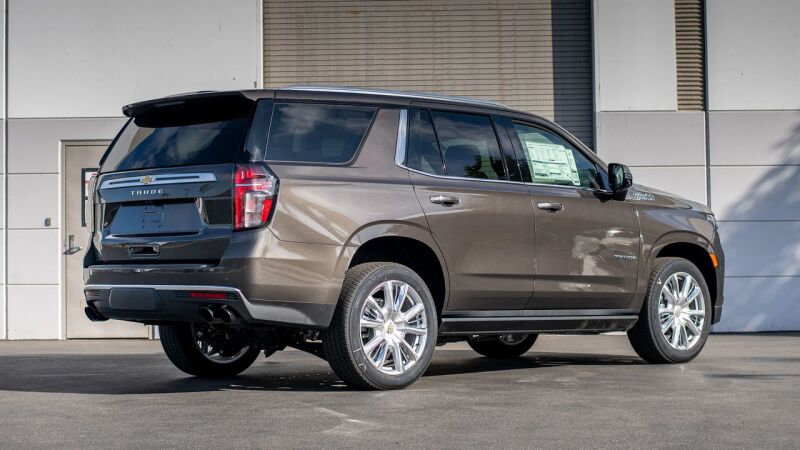 Borla 21-22 Chevrolet Tahoe 5.3L V8 2/4WD 4DR 3in/2.75in Touring Cat-Back Exhaust -Black Chrome Tips 140856BC 140856BC Photo - Close Up