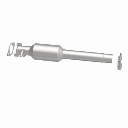 MagnaFlow Toyota Highlander HM Grade Federal / EPA Compliant Direct-Fit Catalytic Converter 24373 360 Degree Image Set