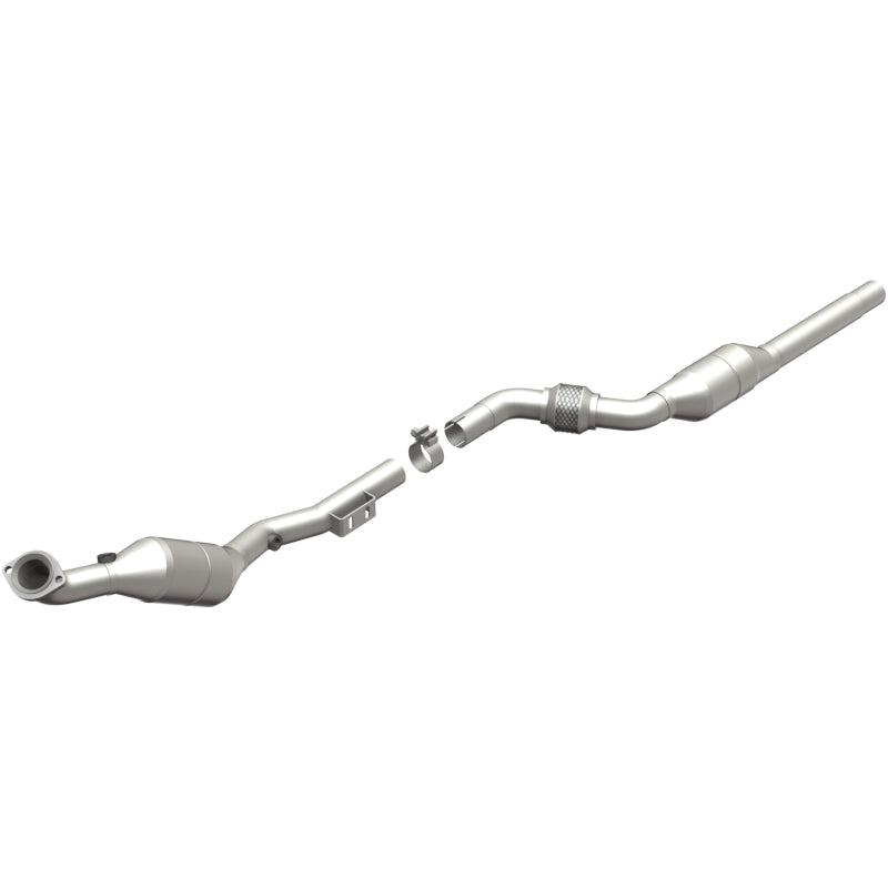 MagnaFlow Mercedes-Benz E320 OEM Grade Federal / EPA Compliant Direct-Fit Catalytic Converter 51823 Photo - Primary