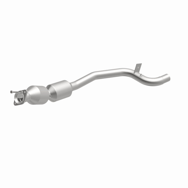 MagnaFlow Land Rover OEM Grade Federal / EPA Compliant Direct-Fit Catalytic Converter 21-608 360 Degree Image Set